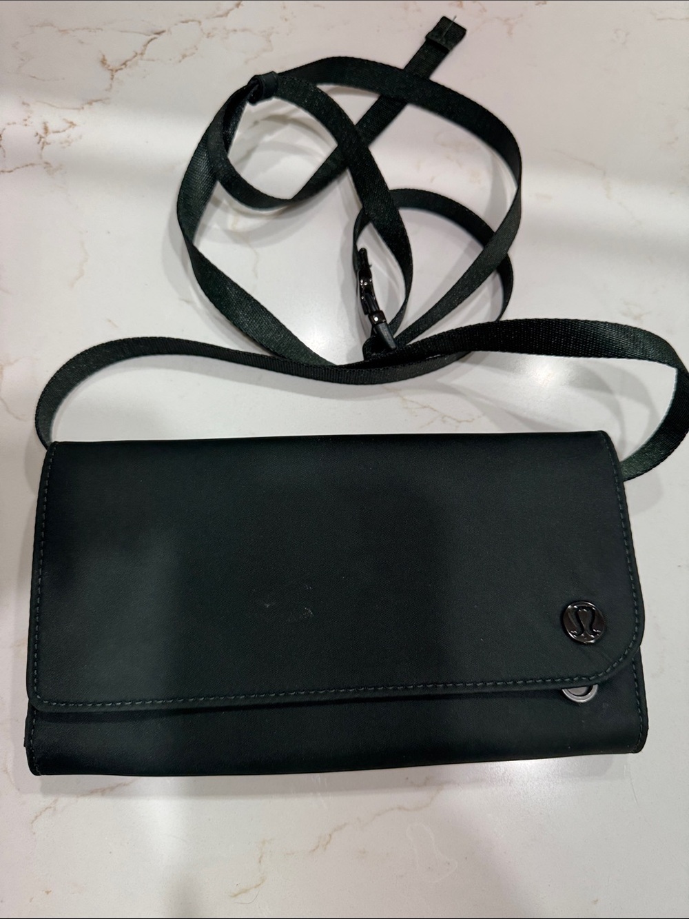 lululemon athletica dark green fabric Crossbody bag or wallet